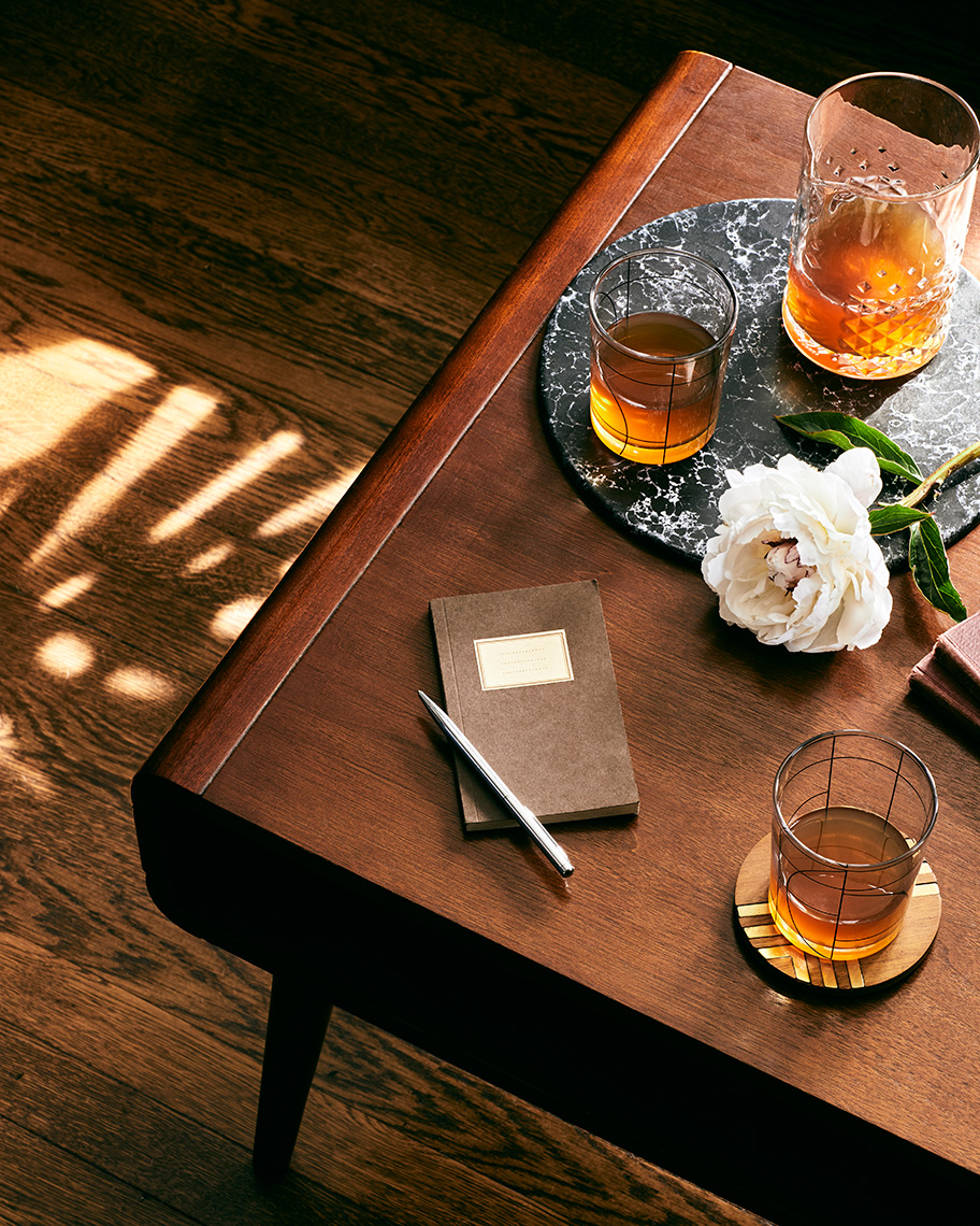 CoffeeTable_Flower