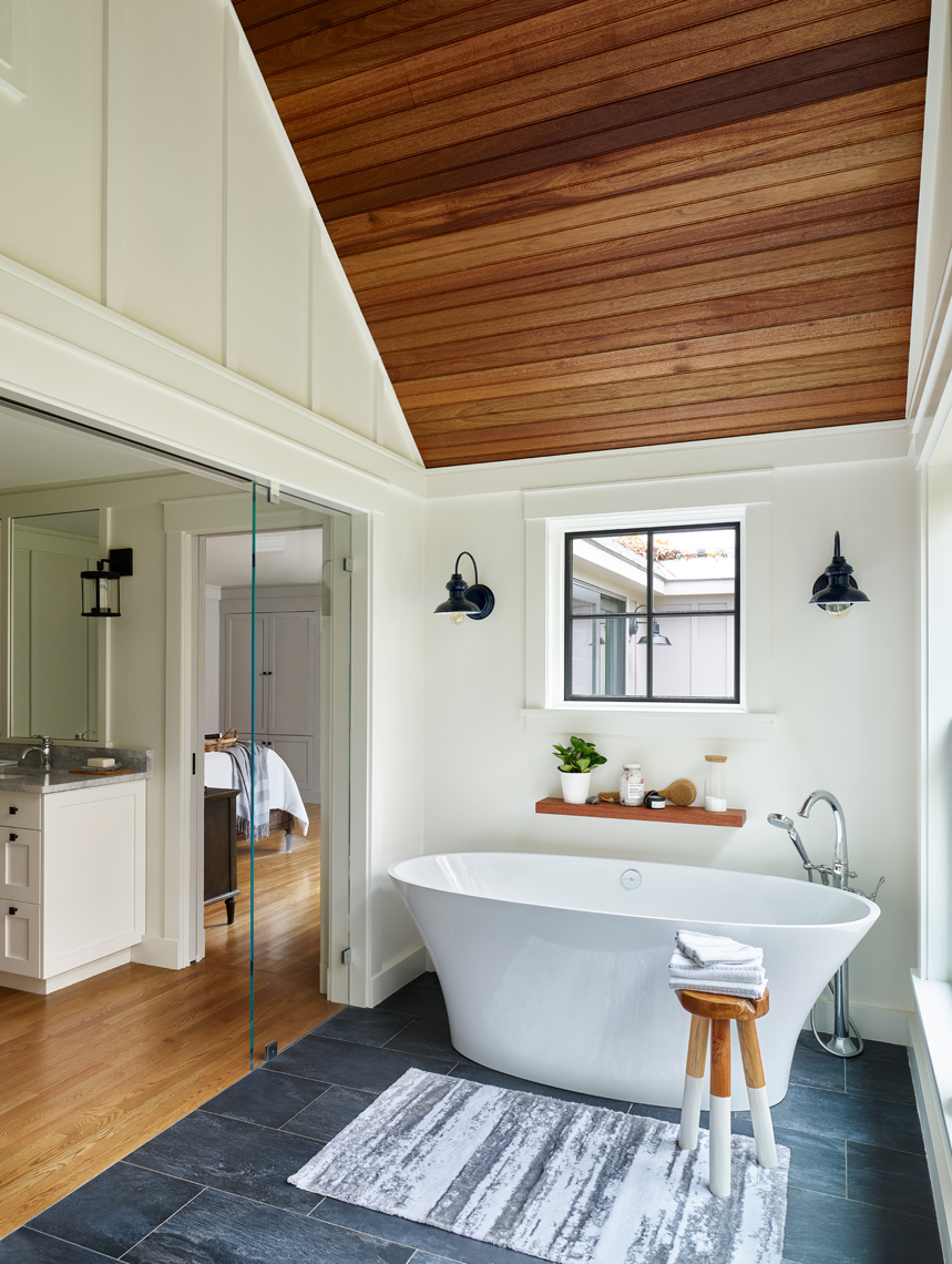 Lynch_WesterlyWeston_MasterTub